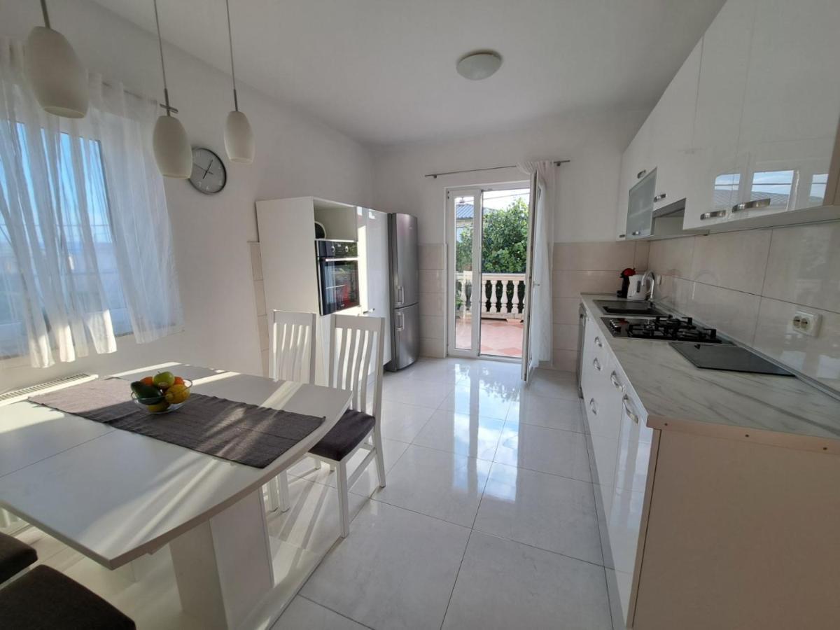 Apartment Nina Нови-Винодолски Экстерьер фото